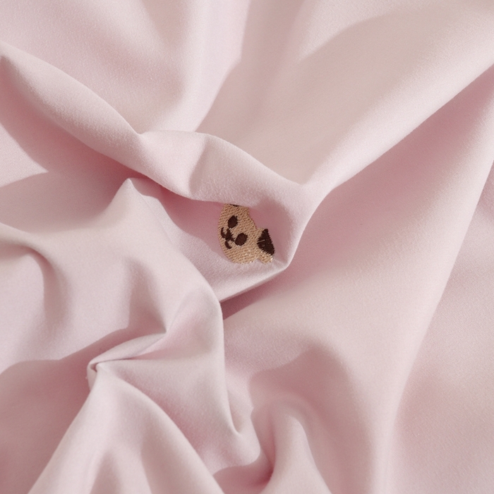 91家纺网 家纺一手货源 找家纺 推推家纺 2025新款刺绣水洗棉小清新四件套 熊头-浅灰+浅玉