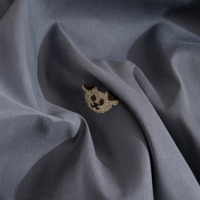 91家纺网 家纺一手货源 找家纺 推推家纺 2025新款刺绣水洗棉小清新四件套 熊头-深灰+浅灰