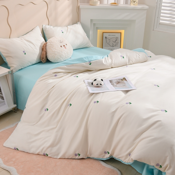 91家纺网 家纺一手货源 找家纺 推推家纺 2025新款刺绣水洗棉小清新四件套 郁金香-米白+浅蓝