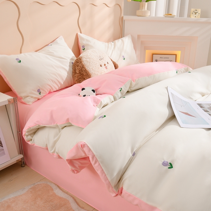 91家纺网 家纺一手货源 找家纺 推推家纺 2025新款刺绣水洗棉小清新四件套 郁金香-米白+浅玉