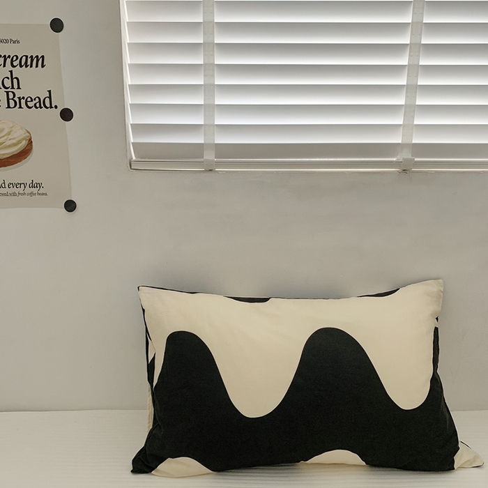 91家纺网 家纺一手货源 找家纺 柚可家居 2024新款活性印花单枕套-黑白系列 波纹单枕套