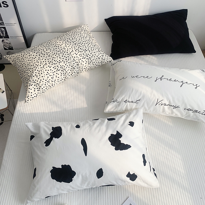 91家纺网 家纺一手货源 找家纺 柚可家居 2024新款活性印花单枕套-黑白系列 奶牛斑点