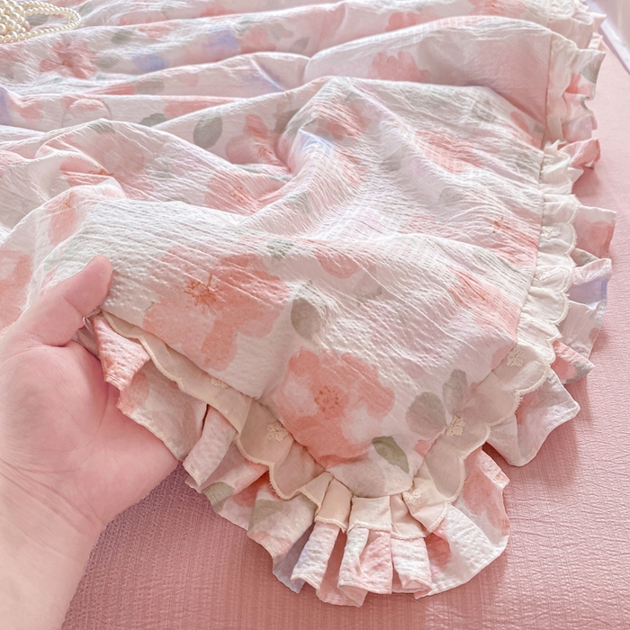 91家纺网 家纺一手货源 找家纺 大麦家纺 2025新款云感双层纱花边夏被四件套 微醺甜梦