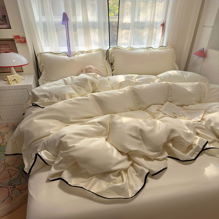 91家纺网 家纺一手货源 找家纺 爱彼家纺 2025春夏新款夏季凉感冰丝花边四件套 冰丝花边款-奶白