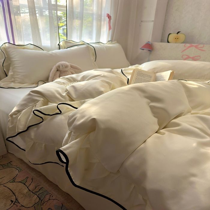 91家纺网 家纺一手货源 找家纺 爱彼家纺 2025春夏新款夏季凉感冰丝花边四件套 冰丝花边款-奶白