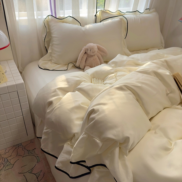 91家纺网 家纺一手货源 找家纺 爱彼家纺 2025春夏新款夏季凉感冰丝花边四件套 冰丝花边款-奶白