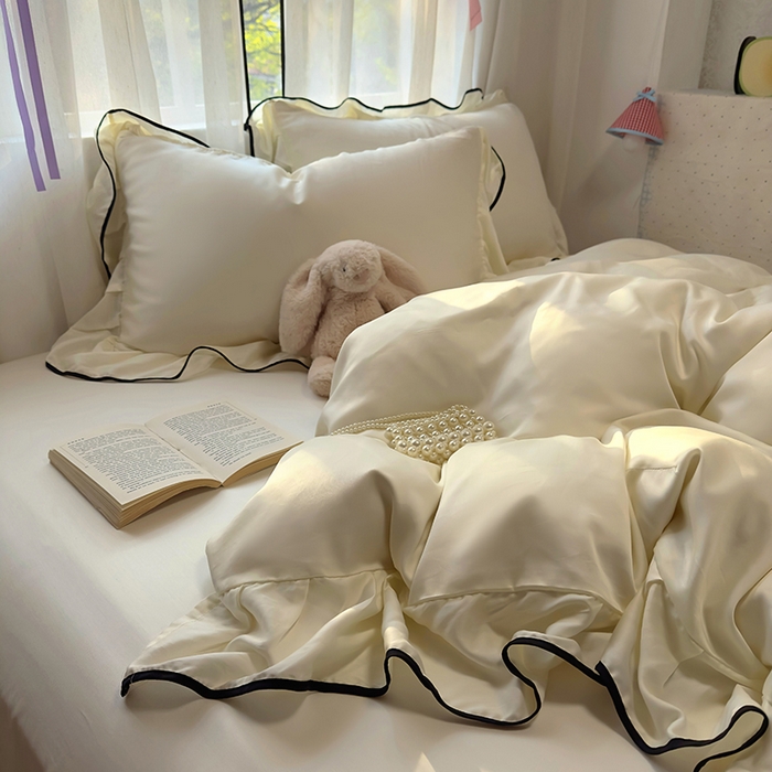 91家纺网 家纺一手货源 找家纺 爱彼家纺 2025春夏新款夏季凉感冰丝花边四件套 冰丝花边款-奶白