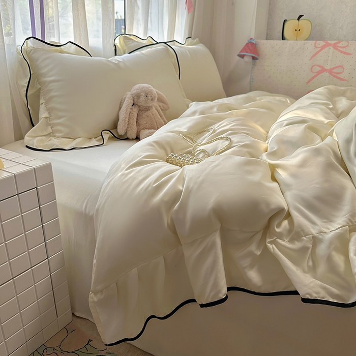 91家纺网 家纺一手货源 找家纺 爱彼家纺 2025春夏新款夏季凉感冰丝花边四件套 冰丝花边款-奶白