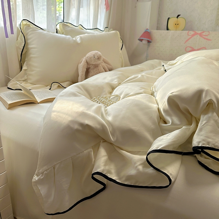 91家纺网 家纺一手货源 找家纺 爱彼家纺 2025春夏新款夏季凉感冰丝花边四件套 冰丝花边款-奶白