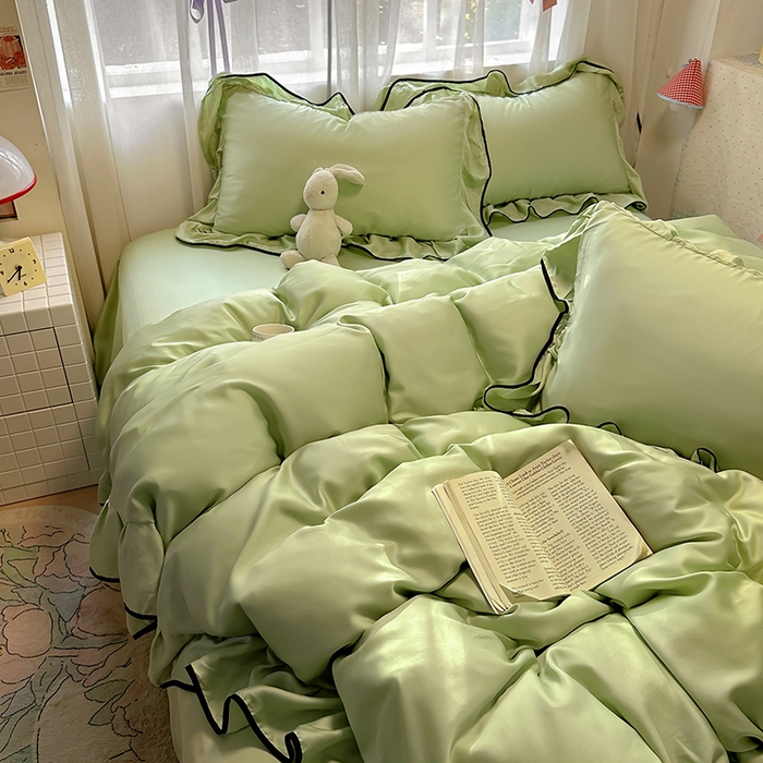 91家纺网 家纺一手货源 找家纺 爱彼家纺 2025春夏新款夏季凉感冰丝花边四件套 冰丝花边款-清新绿