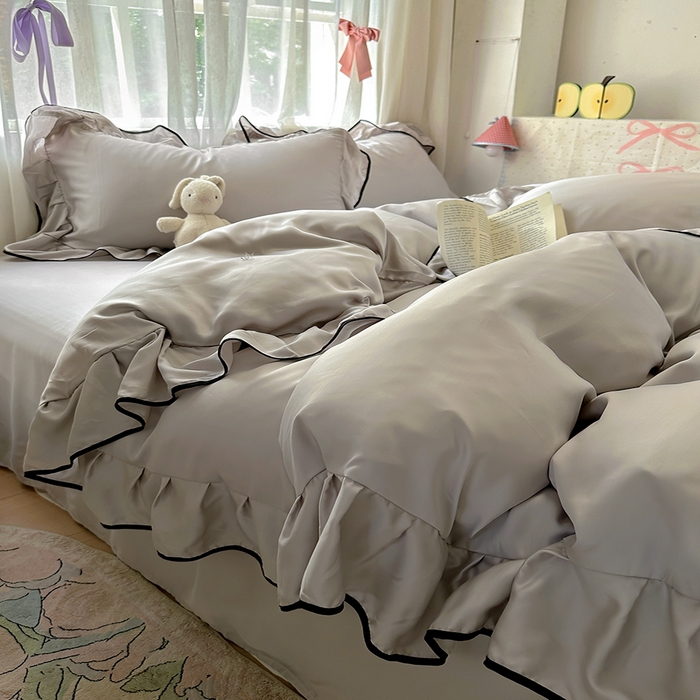 91家纺网 家纺一手货源 找家纺 爱彼家纺 2025春夏新款夏季凉感冰丝花边四件套 冰丝花边款-月影灰