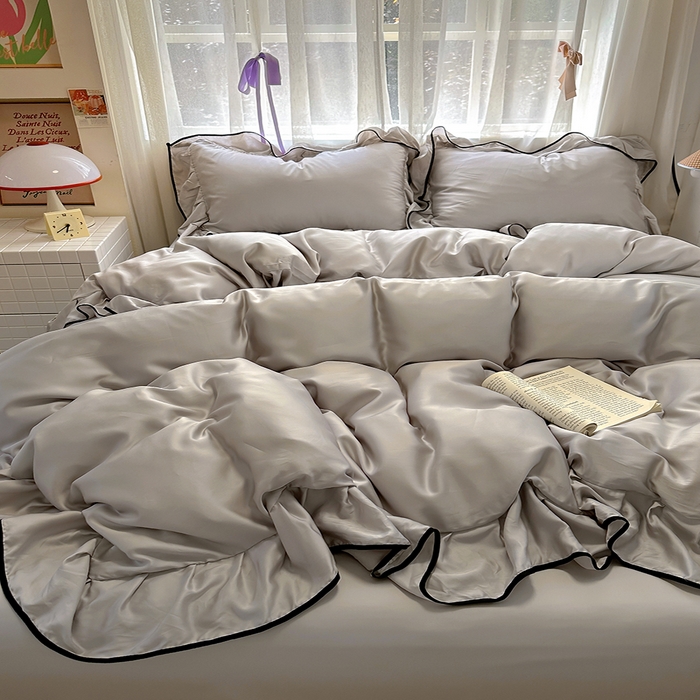 91家纺网 家纺一手货源 找家纺 爱彼家纺 2025春夏新款夏季凉感冰丝花边四件套 冰丝花边款-月影灰