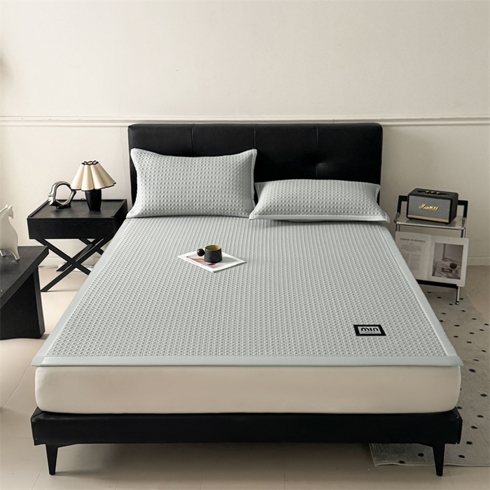 91家纺网 家纺一手货源 找家纺 耐思家纺 2025新款MIN豆豆凉席空调席系列-床席款 MIN冰豆豆-冰川灰-床席款