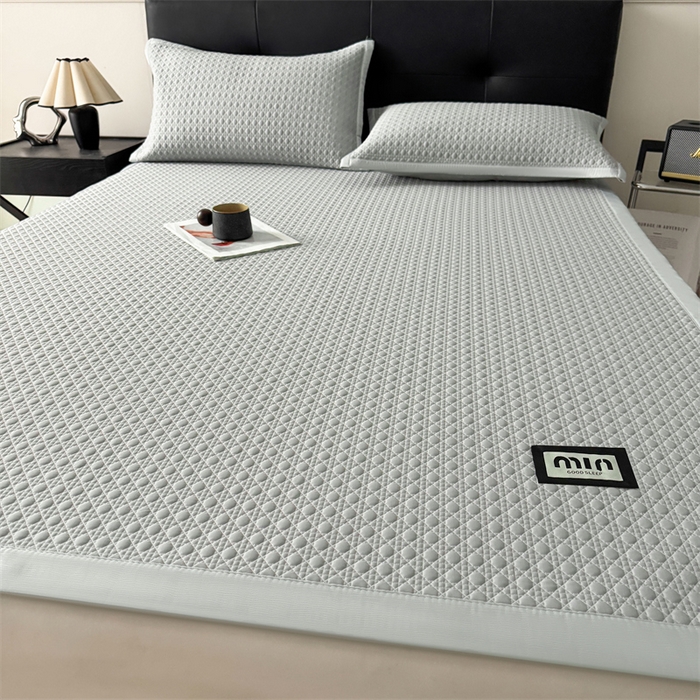 91家纺网 家纺一手货源 找家纺 耐思家纺 2025新款MIN豆豆凉席空调席系列-床席款 MIN冰豆豆-冰川灰-床席款
