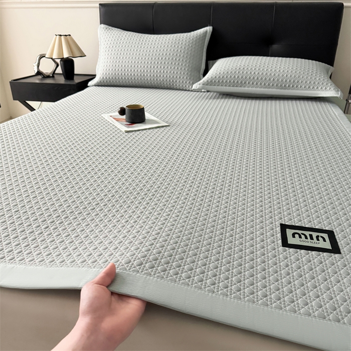 91家纺网 家纺一手货源 找家纺 耐思家纺 2025新款MIN豆豆凉席空调席系列-床席款 MIN冰豆豆-冰川灰-床席款