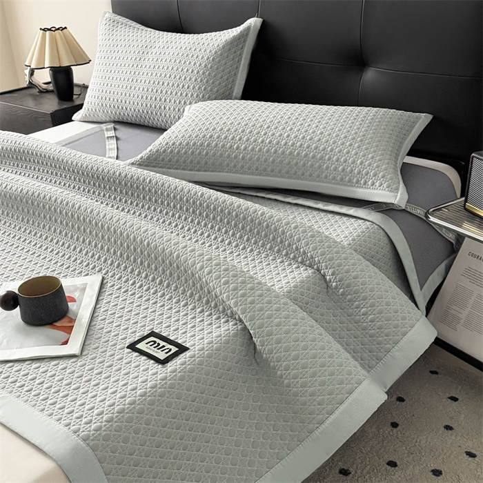 91家纺网 家纺一手货源 找家纺 耐思家纺 2025新款MIN豆豆凉席空调席系列-床席款 MIN冰豆豆-冰川灰-床席款