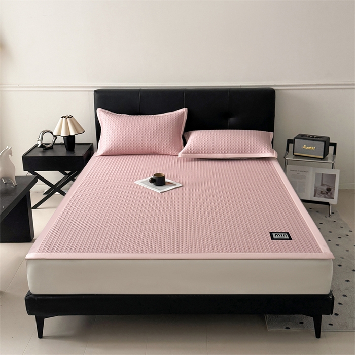 91家纺网 家纺一手货源 找家纺 耐思家纺 2025新款MIN豆豆凉席空调席系列-床席款 MIN冰豆豆-豆沙粉-床席款