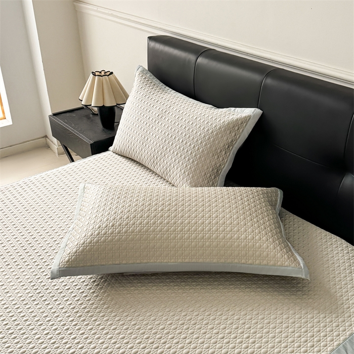 91家纺网 家纺一手货源 找家纺 耐思家纺 2025新款MIN豆豆凉席空调席系列-床席款 MIN冰豆豆-麦卡其-床席款