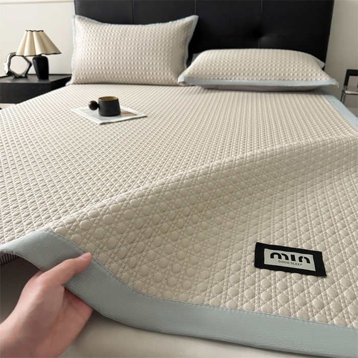 91家纺网 家纺一手货源 找家纺 耐思家纺 2025新款MIN豆豆凉席空调席系列-床席款 MIN冰豆豆-麦卡其-床席款