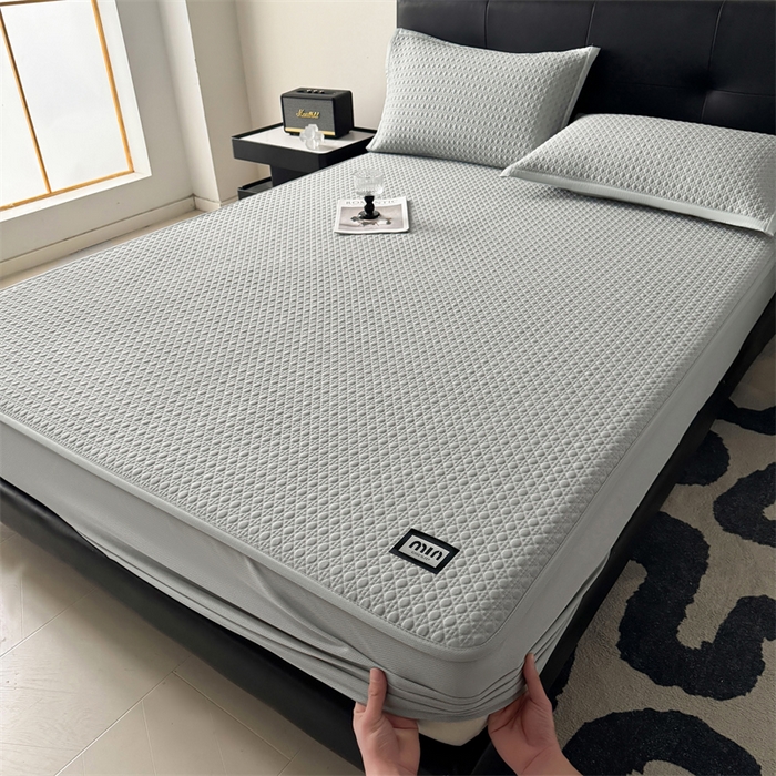 91家纺网 家纺一手货源 找家纺 耐思家纺 2025新款MIN豆豆凉席空调席系列-床笠款 MIN冰豆豆-冰川灰-床笠款