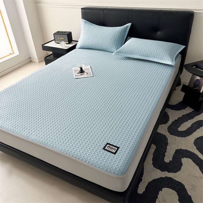 91家纺网 家纺一手货源 找家纺 耐思家纺 2025新款MIN豆豆凉席空调席系列-床笠款 MIN冰豆豆-冰晶蓝-床笠款