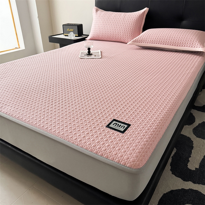 91家纺网 家纺一手货源 找家纺 耐思家纺 2025新款MIN豆豆凉席空调席系列-床笠款 MIN冰豆豆-豆沙粉-床笠款