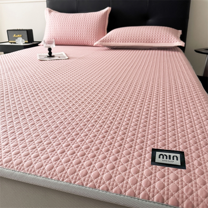 91家纺网 家纺一手货源 找家纺 耐思家纺 2025新款MIN豆豆凉席空调席系列-床笠款 MIN冰豆豆-豆沙粉-床笠款