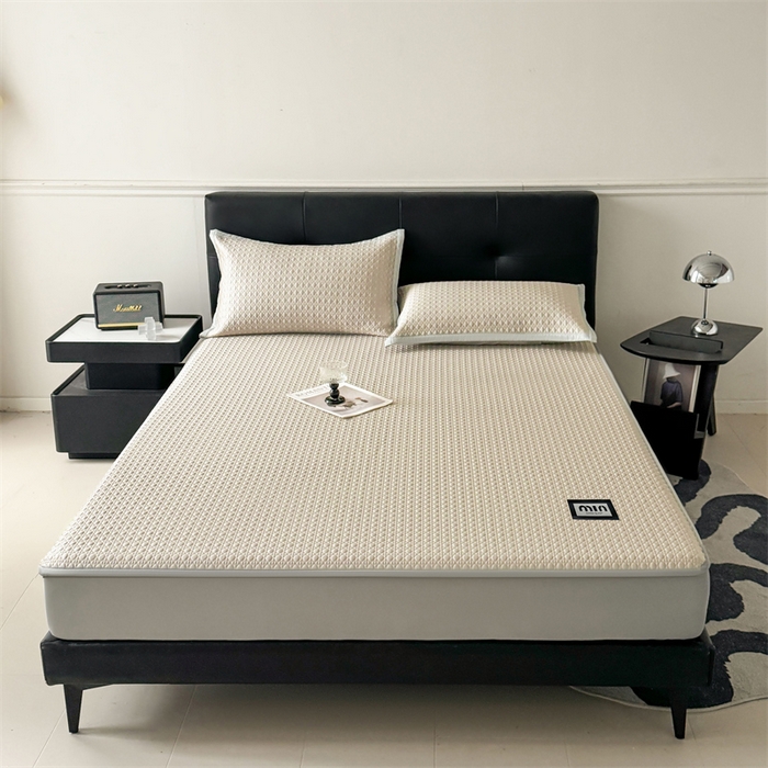 91家纺网 家纺一手货源 找家纺 耐思家纺 2025新款MIN豆豆凉席空调席系列-床笠款 MIN冰豆豆-麦卡其-床笠款