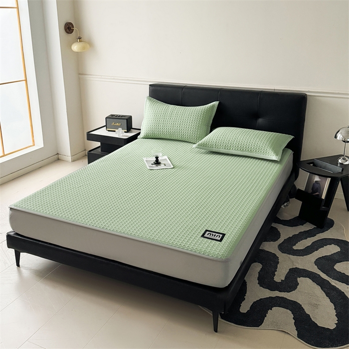 91家纺网 家纺一手货源 找家纺 耐思家纺 2025新款MIN豆豆凉席空调席系列-床笠款 MIN冰豆豆-月光绿-床笠款