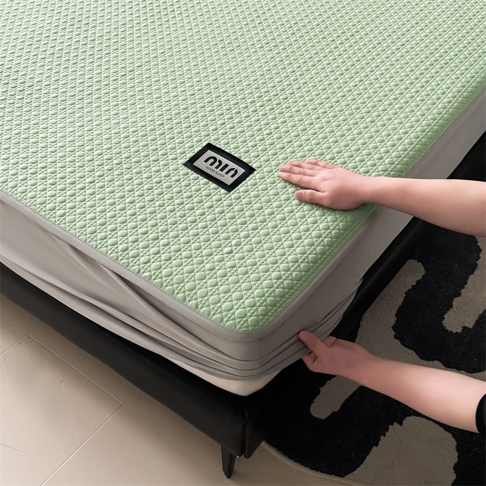 91家纺网 家纺一手货源 找家纺 耐思家纺 2025新款MIN豆豆凉席空调席系列-床笠款 MIN冰豆豆-月光绿-床笠款