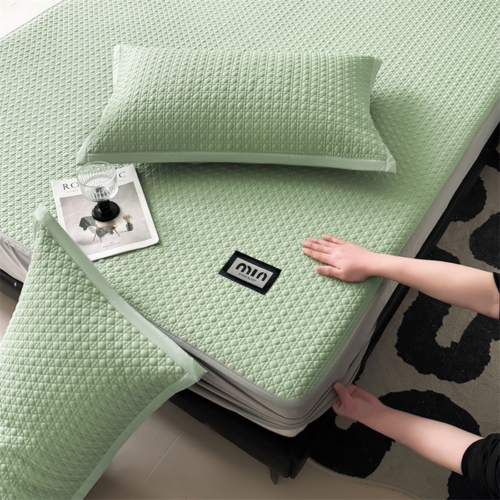 91家纺网 家纺一手货源 找家纺 耐思家纺 2025新款MIN豆豆凉席空调席系列-床笠款 MIN冰豆豆-月光绿-床笠款