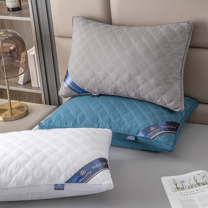 91家纺网 家纺一手货源 找家纺 雅晨枕芯 2025新款三格线亲肤羽丝棉酒店枕枕头枕芯 组合图仅供参考 48x74cm低枕/只 700g