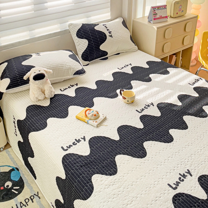 91家纺网 家纺一手货源 找家纺 （总）金鑫汇家纺 2025新款全棉绗缝夹棉印花床盖