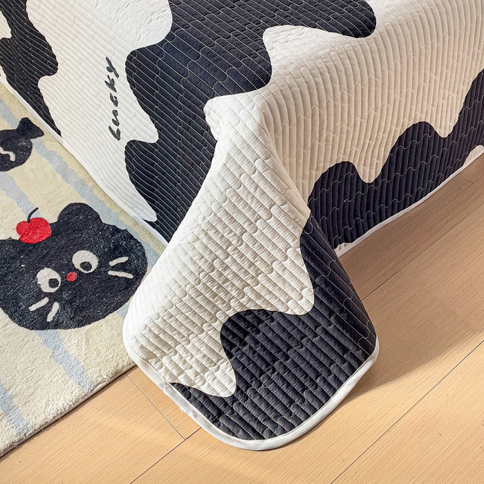 91家纺网 家纺一手货源 找家纺 （总）金鑫汇家纺 2025新款全棉绗缝夹棉印花床盖