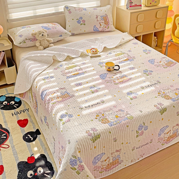 91家纺网 家纺一手货源 找家纺 金鑫汇家纺 2025新款全棉绗缝夹棉印花床盖 喵喵日记