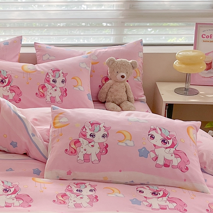 91家纺网 家纺一手货源 找家纺 金鑫汇家纺 2025新款13070全棉好卖花型套件系列-单枕套 小马莉儿