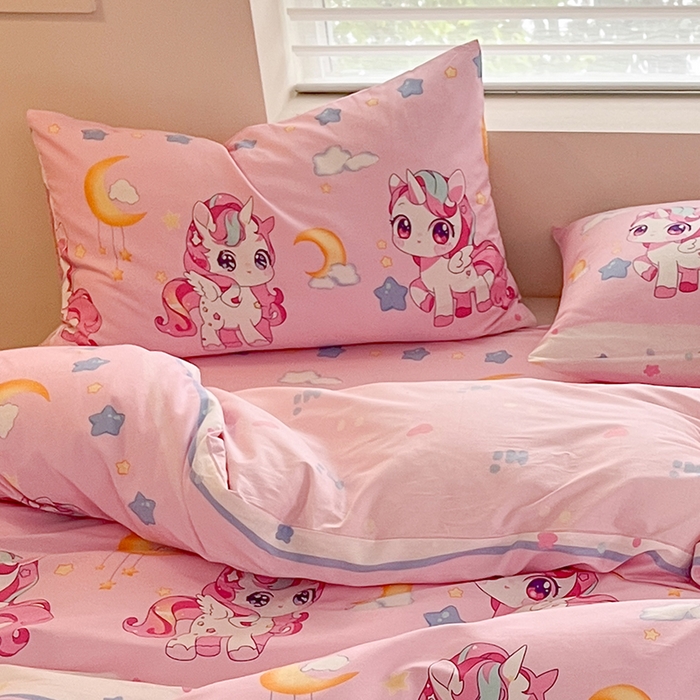 91家纺网 家纺一手货源 找家纺 金鑫汇家纺 2025新款13070全棉好卖花型套件系列-单枕套 小马莉儿