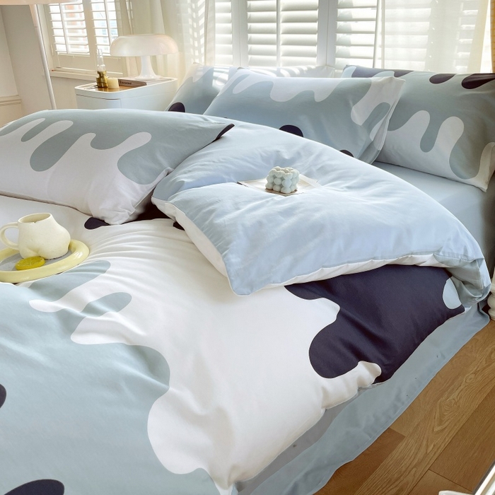 91家纺网 家纺一手货源 找家纺 金鑫汇家纺 2025新款13070全棉好卖花型套件系列-四件套 奶油蓝