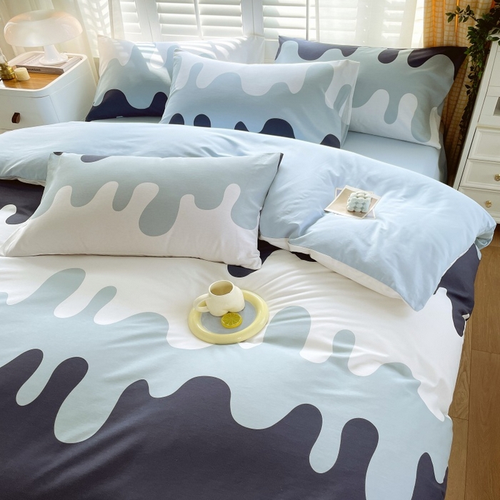 91家纺网 家纺一手货源 找家纺 金鑫汇家纺 2025新款13070全棉好卖花型套件系列-四件套 奶油蓝