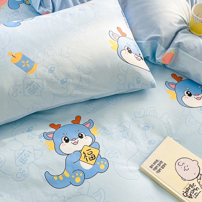 91家纺网 家纺一手货源 找家纺 金鑫汇家纺 2025新款13070全棉好卖花型套件系列-四件套 瑞龙送福