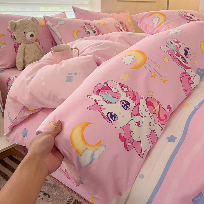 91家纺网 家纺一手货源 找家纺 金鑫汇家纺 2025新款13070全棉好卖花型套件系列-单被套 小马莉儿