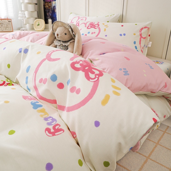 91家纺网 家纺一手货源 找家纺 金鑫汇家纺 2025新款13070全棉好卖花型套件系列-四件套 奇趣小兔