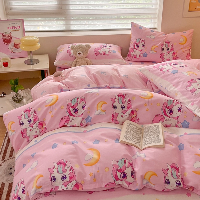 91家纺网 家纺一手货源 找家纺 金鑫汇家纺 2025新款13070全棉好卖花型套件系列-四件套 小马莉儿