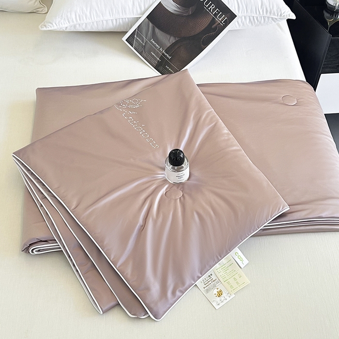 91家纺网 家纺一手货源 找家纺 （总）织布人 2025新款夏被凉感丝大豆被夏凉被单人被轻奢学生宿舍空调被子被芯