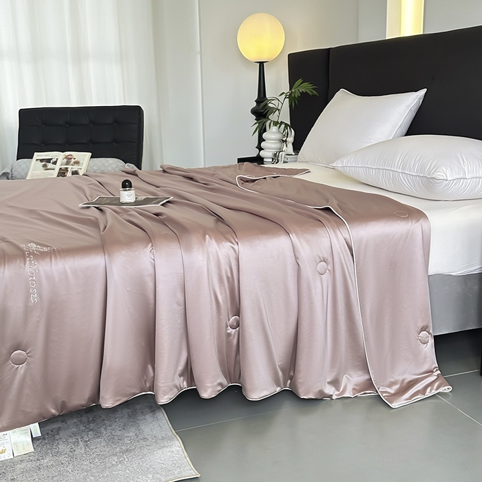 91家纺网 家纺一手货源 找家纺 织布人 2025新款夏被凉感丝大豆被夏凉被单人被轻奢学生宿舍空调被子被芯 凉感丝大豆夏被-浅粉