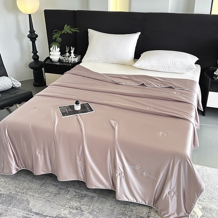 91家纺网 家纺一手货源 找家纺 织布人 2025新款夏被凉感丝大豆被夏凉被单人被轻奢学生宿舍空调被子被芯 凉感丝大豆夏被-浅粉