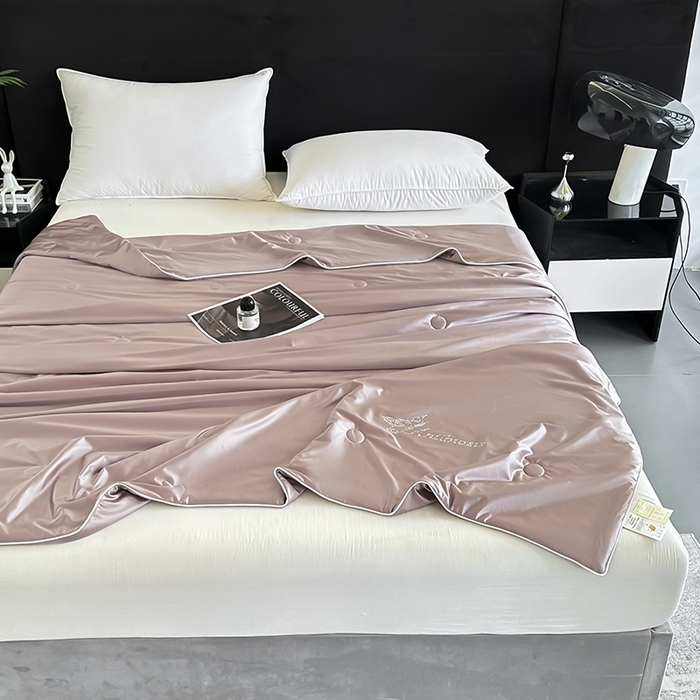 91家纺网 家纺一手货源 找家纺 织布人 2025新款夏被凉感丝大豆被夏凉被单人被轻奢学生宿舍空调被子被芯 凉感丝大豆夏被-浅粉