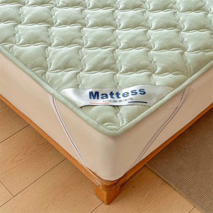 91家纺网 家纺一手货源 找家纺 3C 2025新款全棉水洗棉抗菌夹棉床垫褥子床护垫 波浪格-抹茶绿