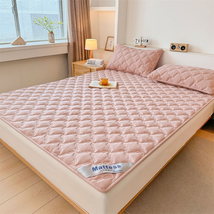 91家纺网 家纺一手货源 找家纺 3C 2025新款全棉水洗棉抗菌夹棉床垫褥子床护垫 波浪格-清新粉