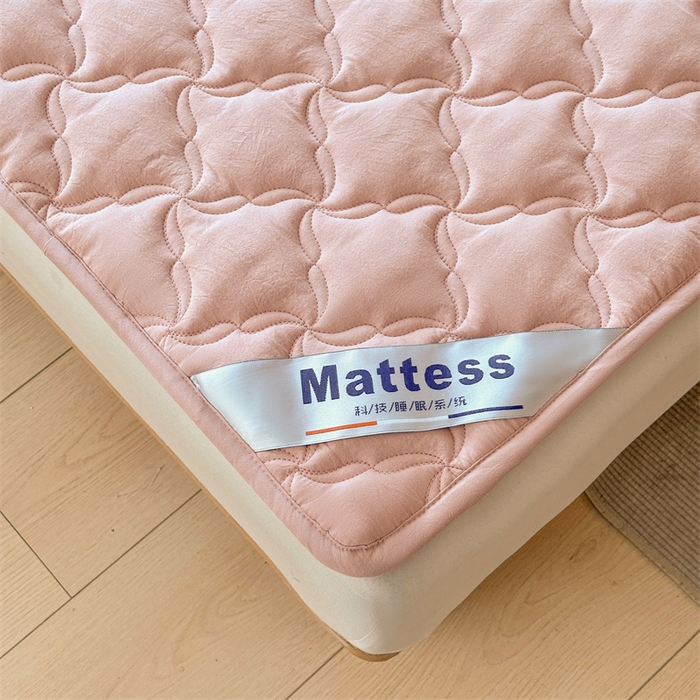 91家纺网 家纺一手货源 找家纺 3C 2025新款全棉水洗棉抗菌夹棉床垫褥子床护垫 波浪格-清新粉